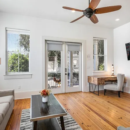 Stunning 3Br On Carondelet By Hosteeva Apartment